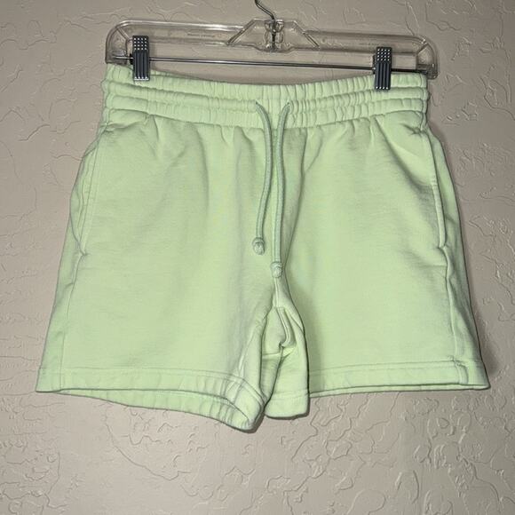 Aritzia Tna cozy A fleece high waist drawstring lounge shorts. - Picture 7 of 7